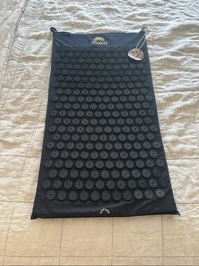 Shakti Black Acupressure Mat level 2 NWT